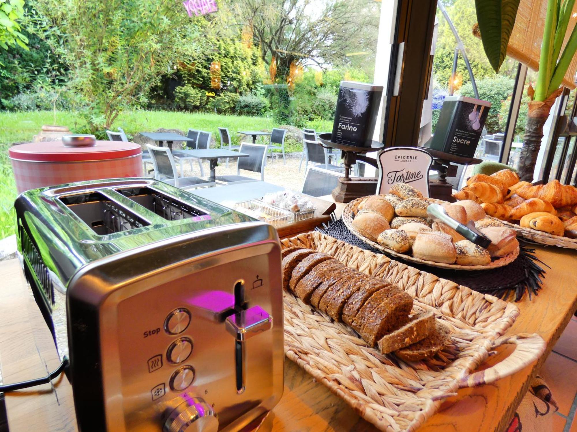 Contact Hotel Be Guest Limoges Sud Bagian luar foto